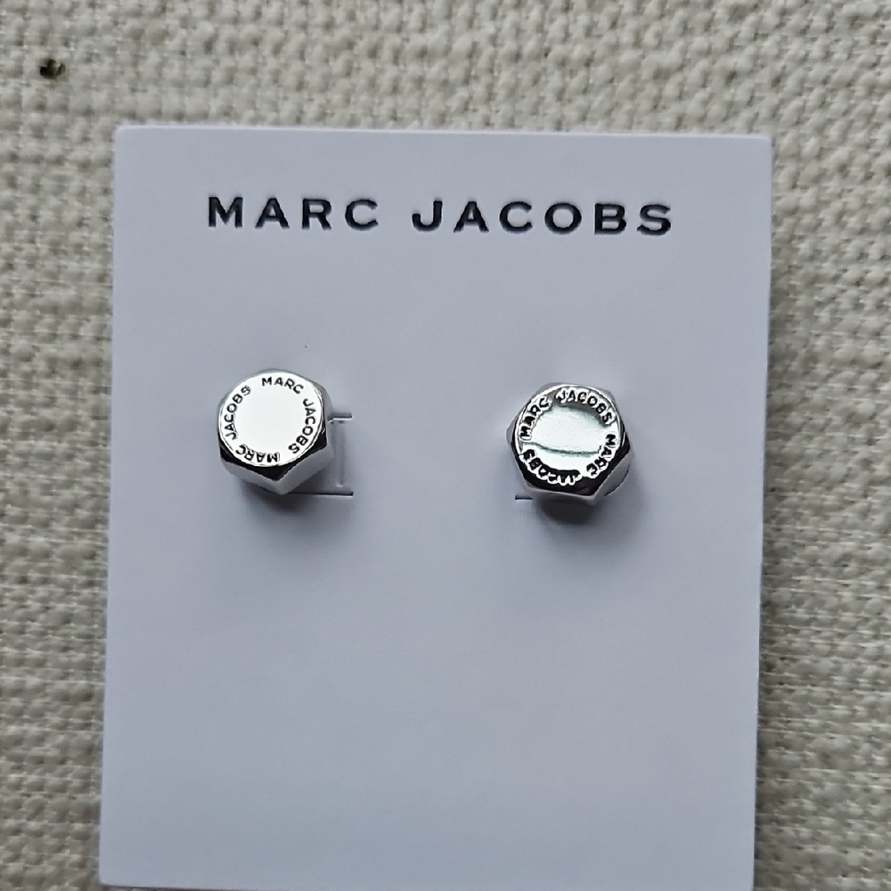 Marc Jacobs Shiny Stud Silver Logo Earrings